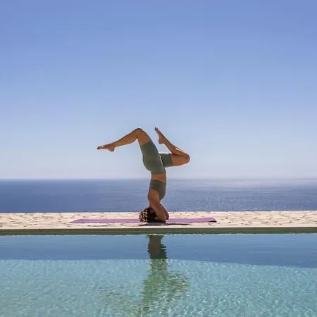 Willa Skali Retreat