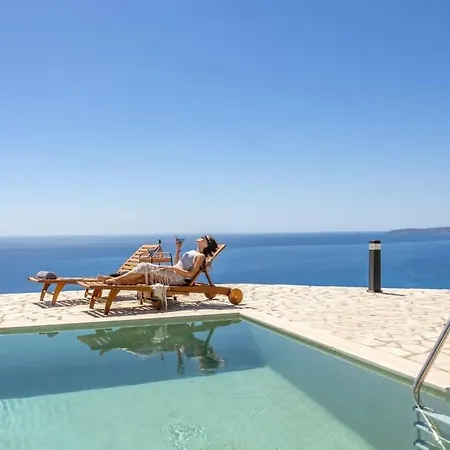 فيلة Skali Retreat