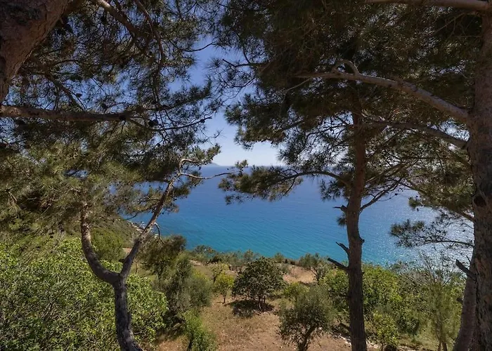 Skali Retreat * Atsoupades